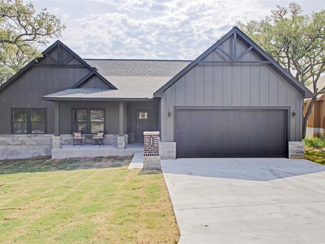 505 Chantilly Ln