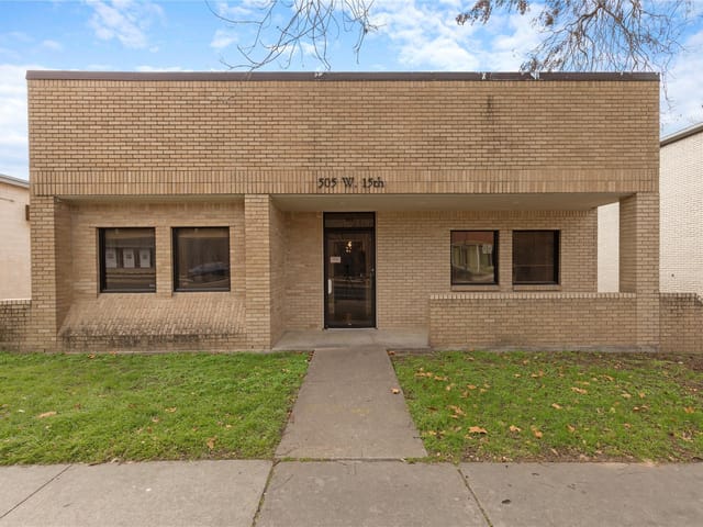 505 W 15th St