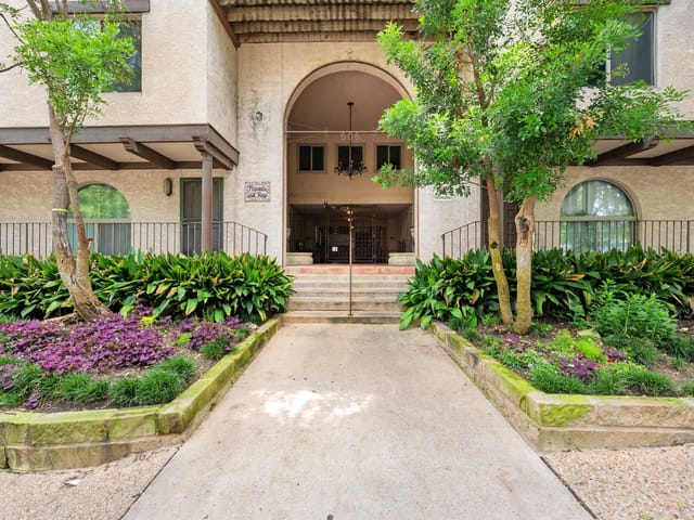 505 W 7th ST Unit #308