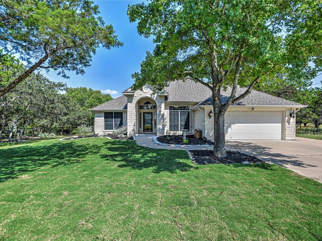 5056 Comanche Dr