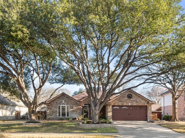506 Cedar Ln