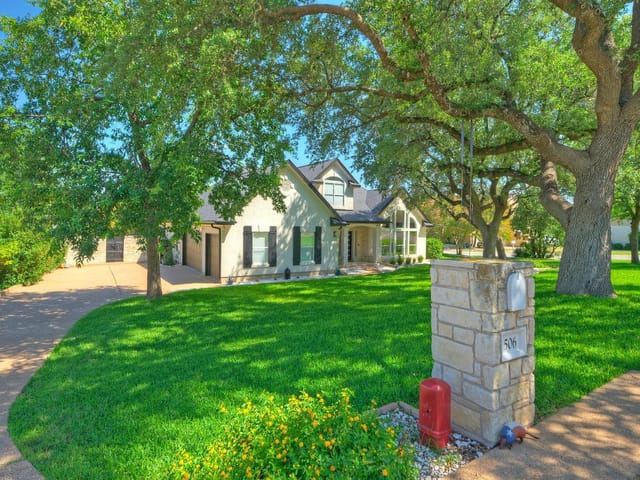 506 Tartan ST