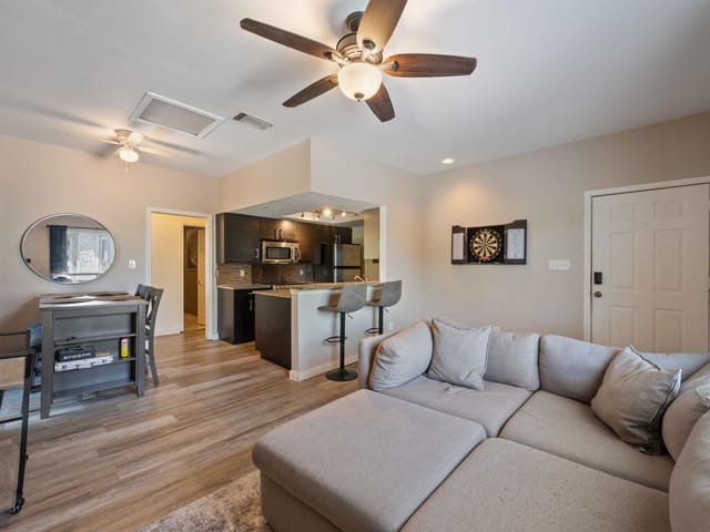 506 W San Antonio St Unit #A5