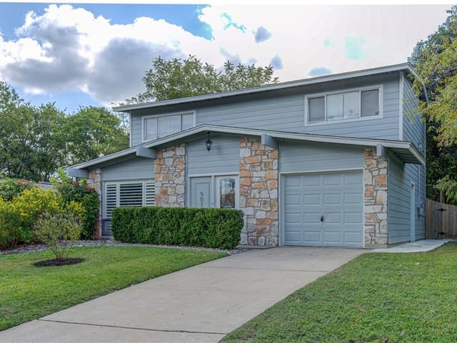 507 Arbor Ln