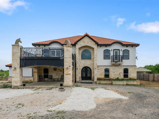 507 Rawhide Rd