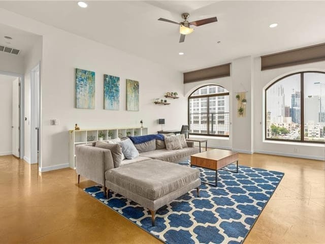 507 Sabine ST Unit #705