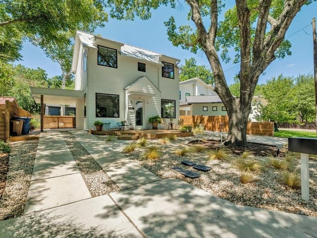 507 Sacramento Dr Unit #1