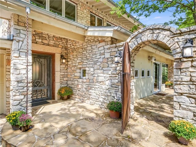 509 Laurel Valley Rd
