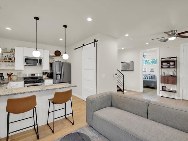 510 Blackson Ave Unit #2