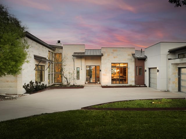 510 Bowcross Pt