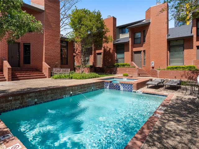 510 W 18th ST Unit #106