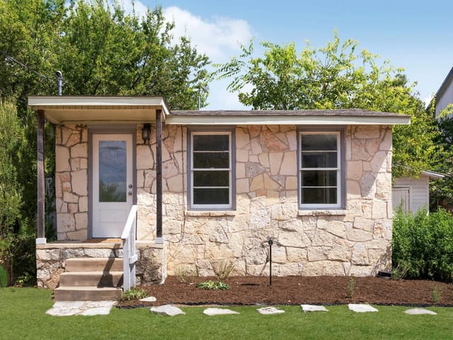 510 W Odell St