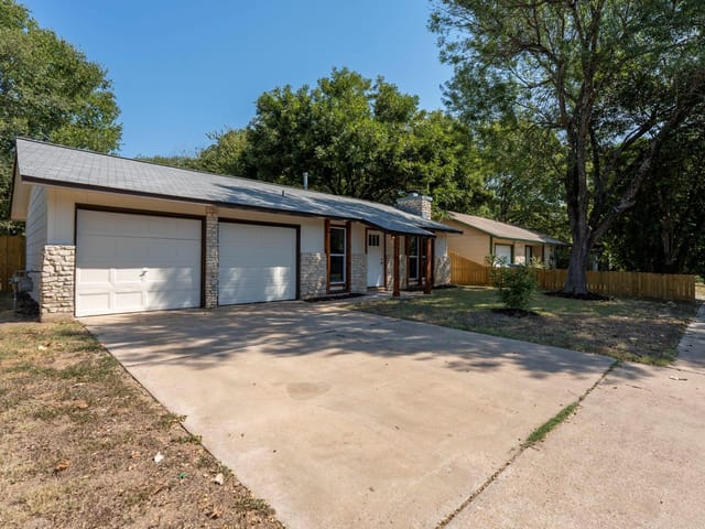 5100 Creek Bend Dr