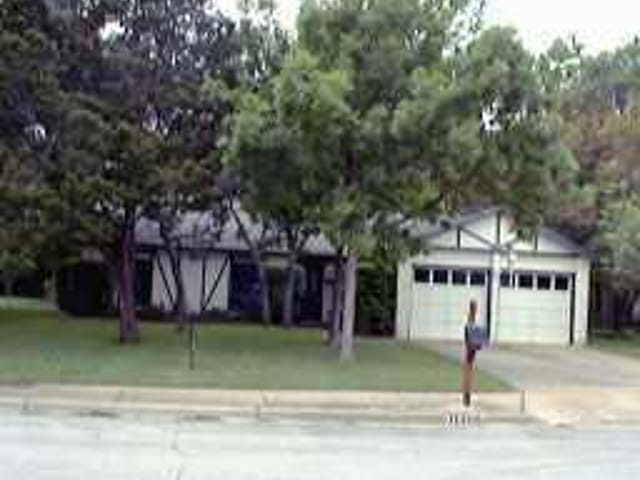 5101 TRAIL WEST DR