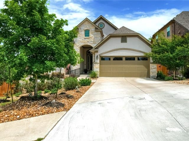 5105 Alonso Dr