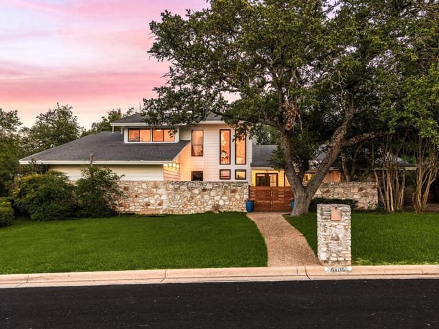 5105 N Rim DR