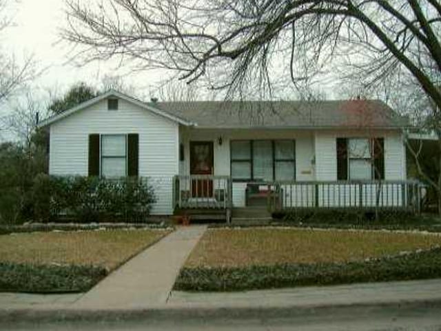5106 VALLEY OAK Dr