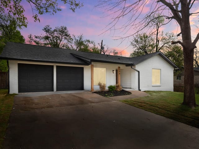 5106 Woodmoor Dr