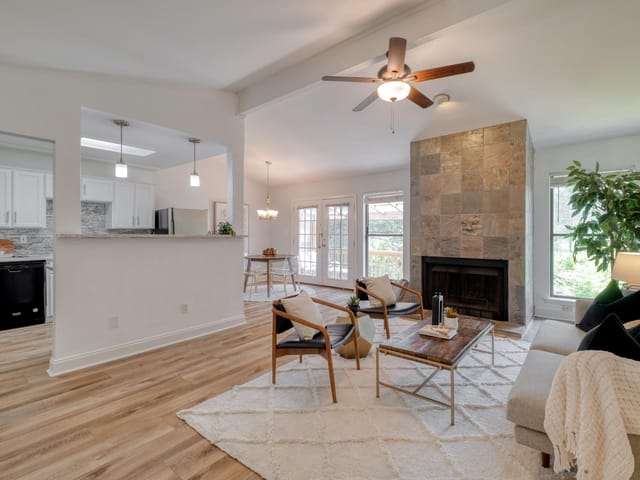 5107 Leralynn ST Unit #303