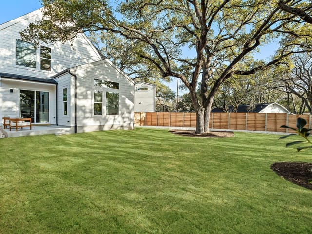 5107 Menchaca RD Unit #11