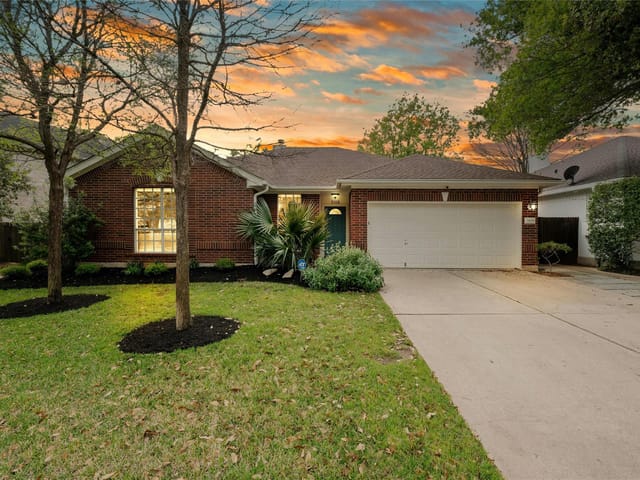5109 Crystal Water Dr