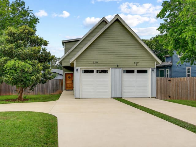 5109 Lott Ave