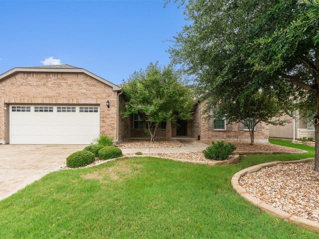 511 Davis Mountain CIR