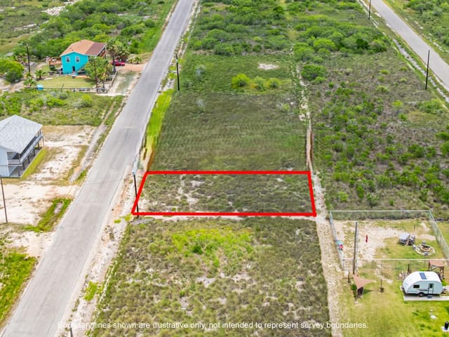 511 Water Oak LN