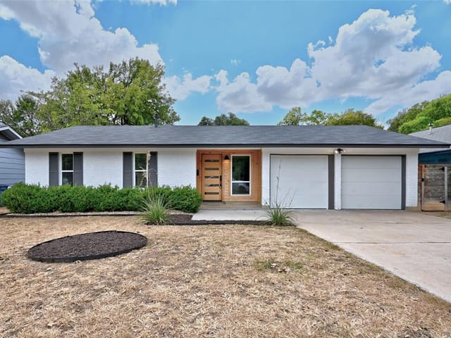 5113 Meadow Creek Dr