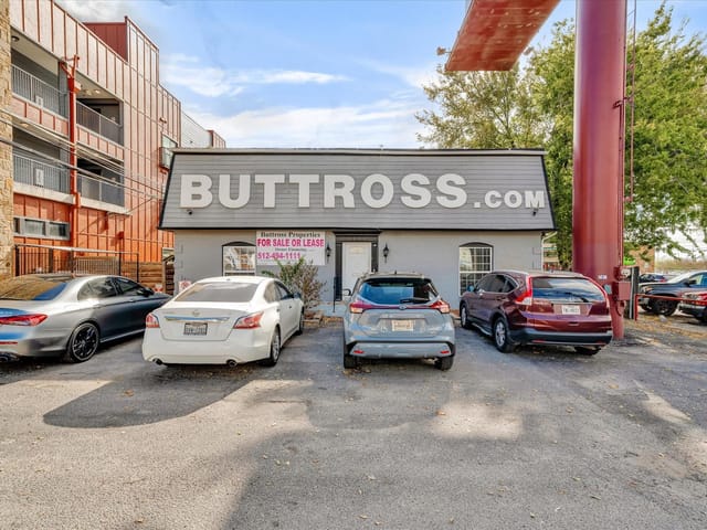 5115 N Lamar Blvd
