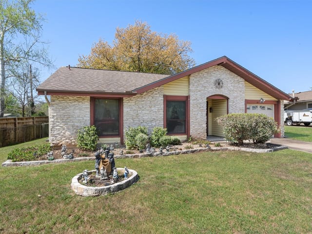 5116 Greenheart Dr