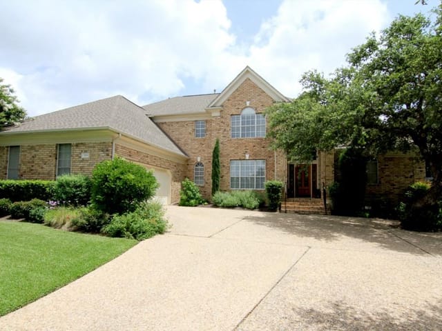5119 Hadle Cv