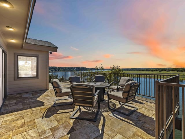 512 Harbor Dr Unit #7