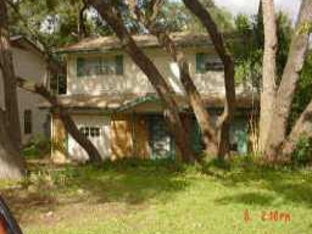 512 Lightsey Rd