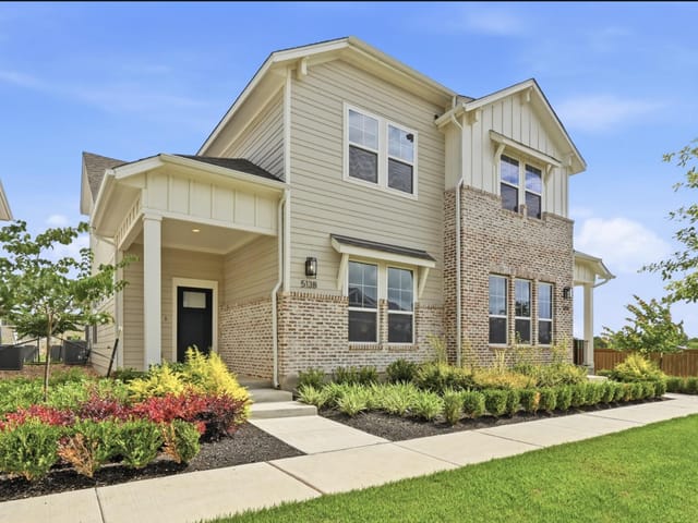 513 Burlington DR Unit #B