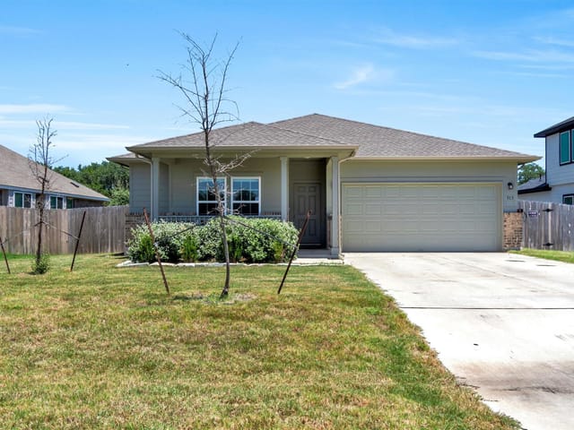 513 Lucky Ave