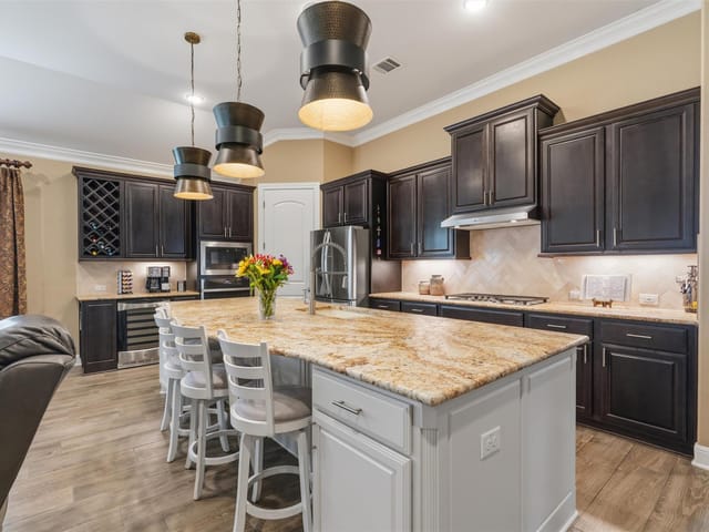 5133 Lunata WAY