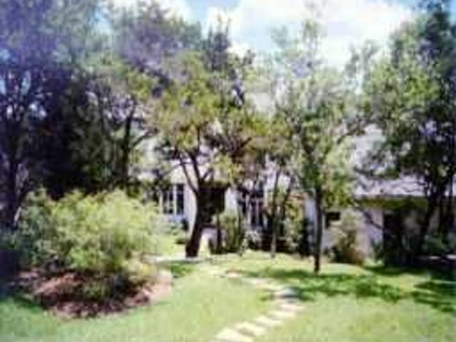 515 CRYSTAL CREEK DR