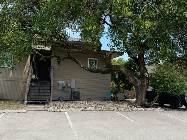 515 Demarett DR Unit #17