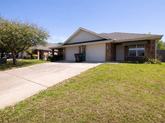 515 Olaf Dr Unit #A & B