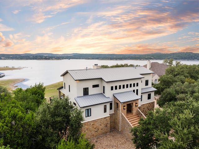 516 Deckhouse Dr