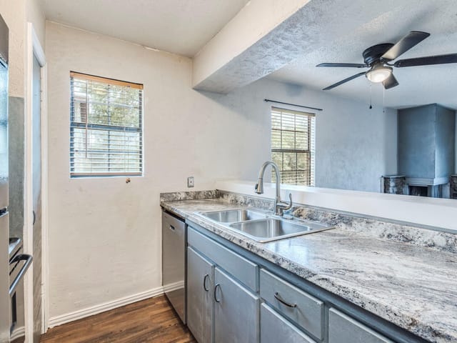 516 South Park DR Unit #204