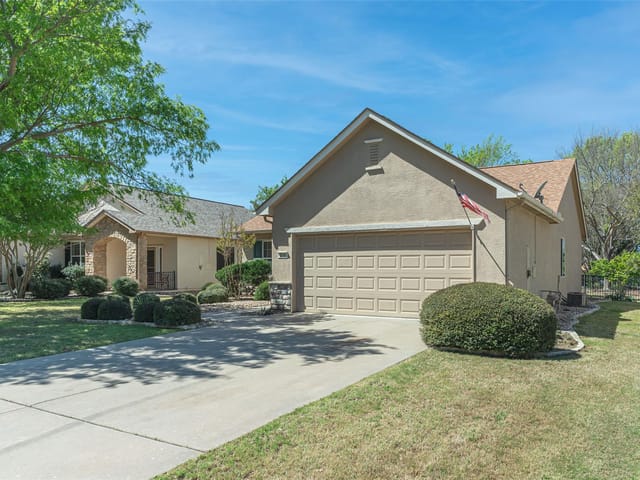 516 Texas DR
