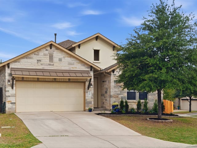 5200 Cornflower Dr