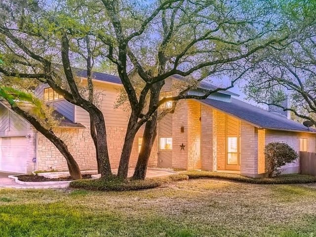 5203 Backtrail Dr