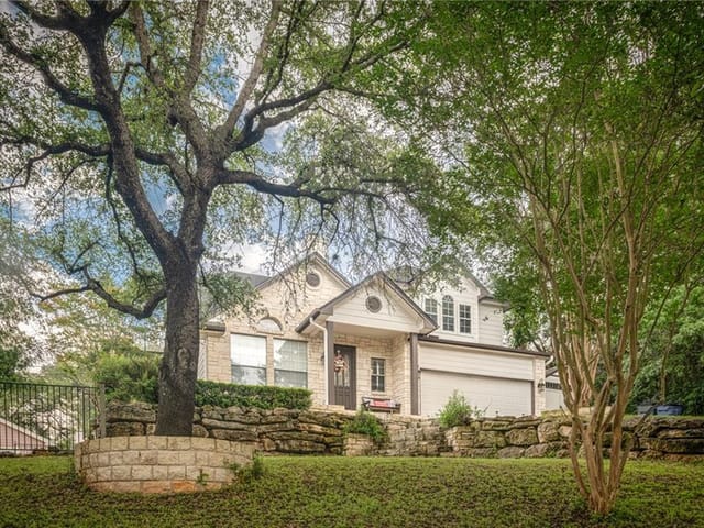5203 Pryor Ln