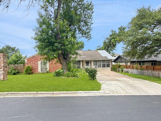 View 5205 Stone Gate DR 5205 Stone Gate DR, photo 1 of 6, Austin, TX