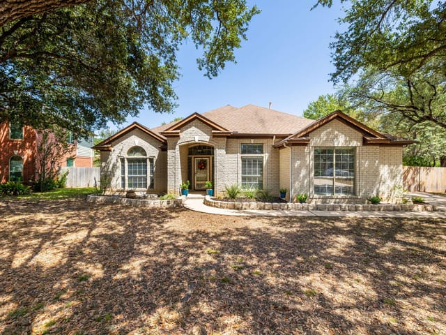 5210 Crooked Oak CV