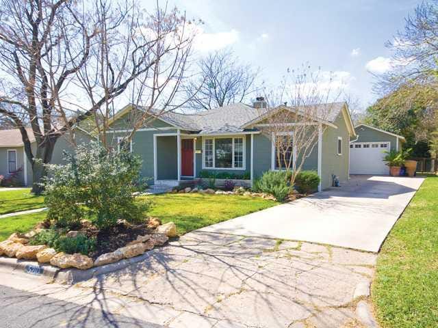 5210 Valley Oak Dr