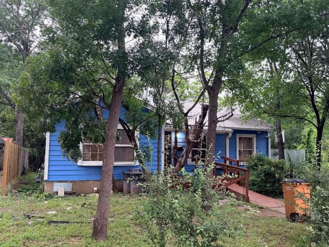 5214 Duval ST